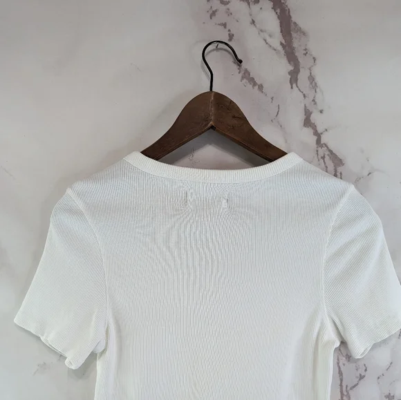 Everlane White Short Sleeve Tee - Picture 7 of 12